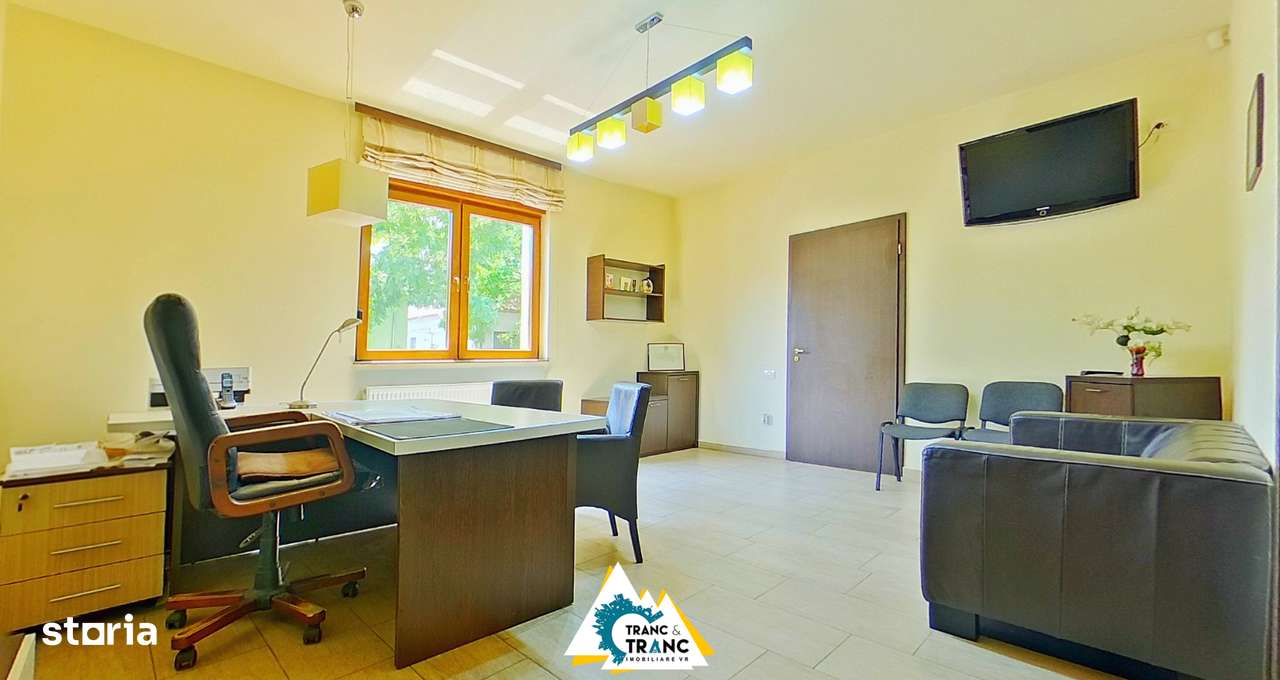 Spațiu de birou cu 4 camere, în zona centrală din Arad - Imagine principală: 2/12