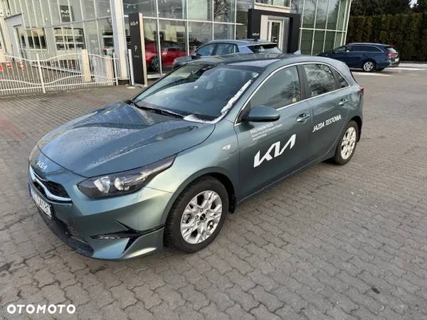 Kia Ceed 1.5 T-GDI M - 2