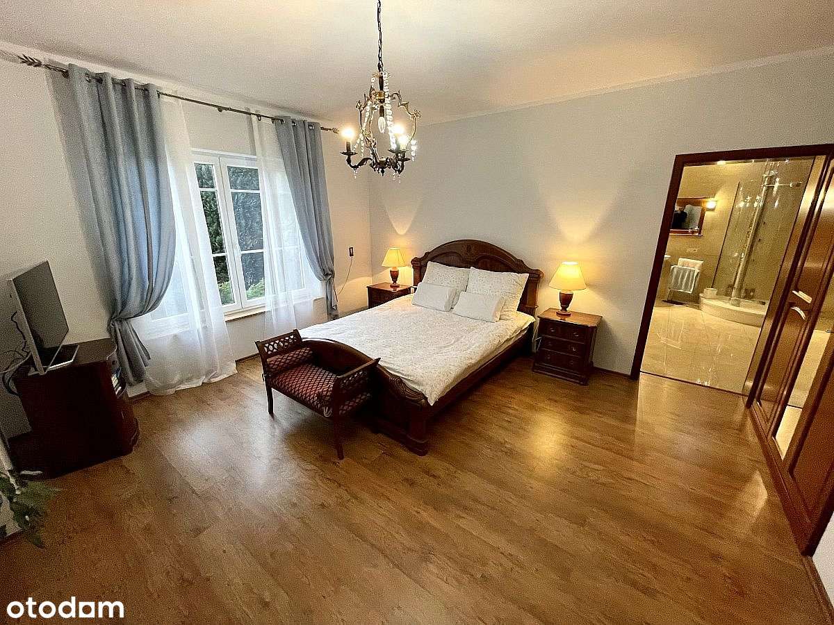 Piękny, niepowtarzalny duży Dom (272m2) w Załomiu-6