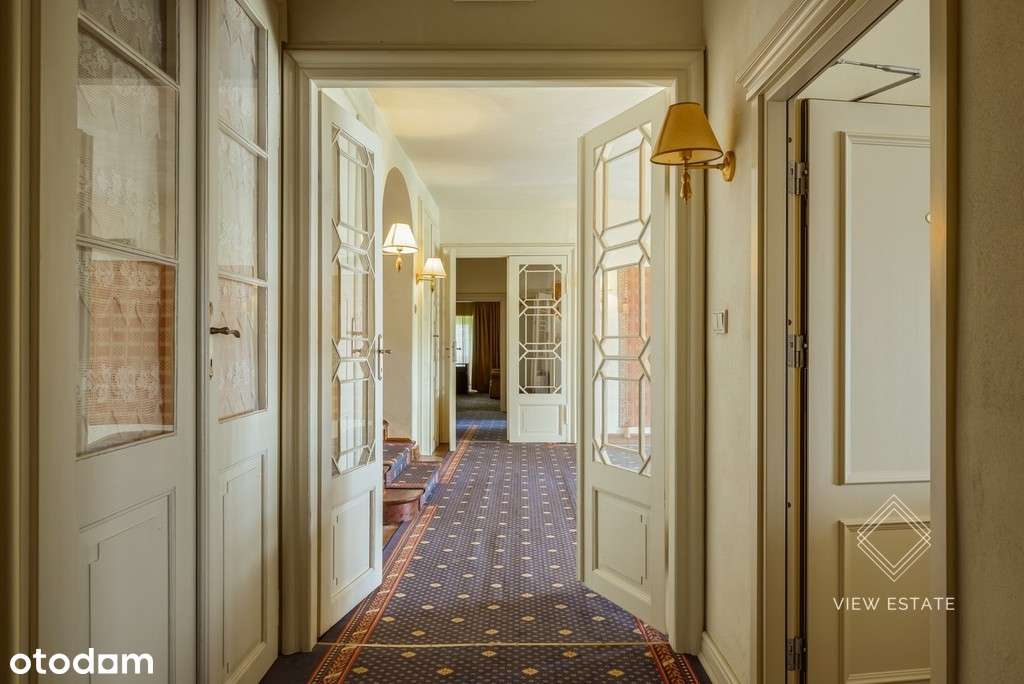 Wyjątkowy Pałac + osobny hotel pod Wrocławiem-10