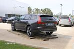 Volvo V60 Cross Country 2.0 B4 Geartronic - 4