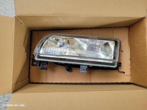 Farol Nissan Primera p10 - 1