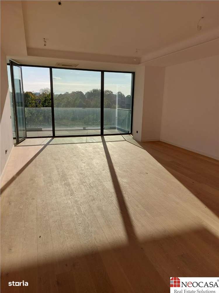 APARTAMENT DE VANZARE IN ZONA FLOREASCA LAC
