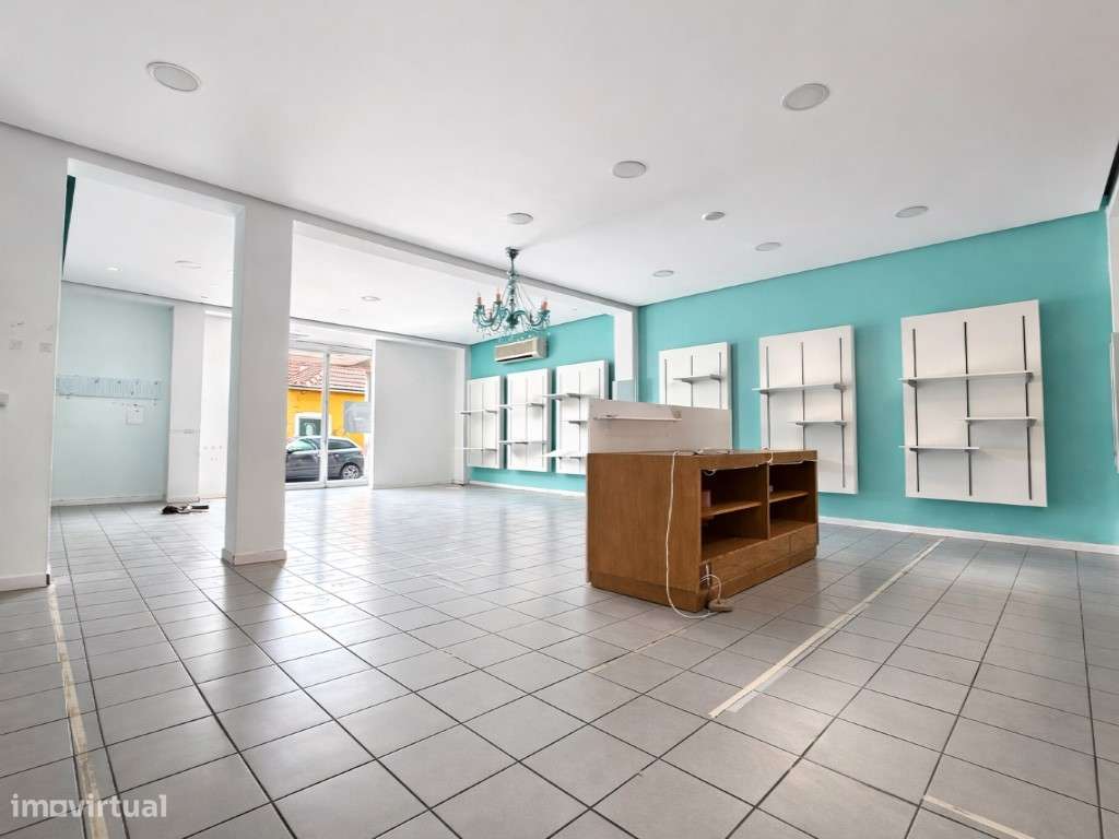 Loja para Venda no Centro de Lousada - Grande imagem: 5/13