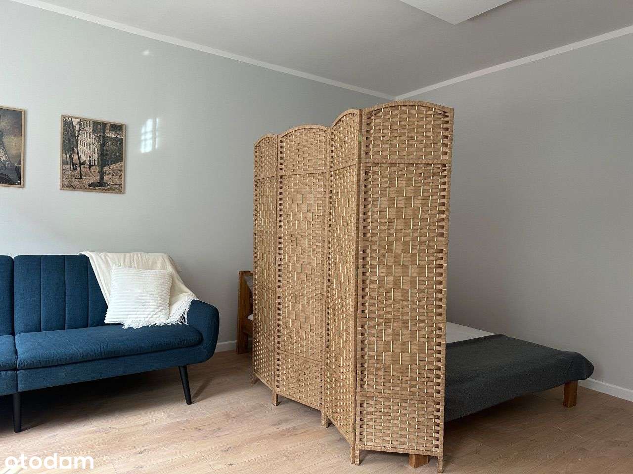 Nowoczesna kawalerka z sypialnią po remoncie-7