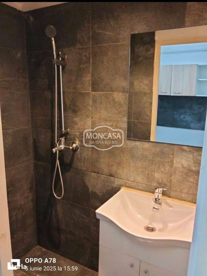 Cameră de cămin cu baie proprie si centrală termica - Imagine principală: 1/10