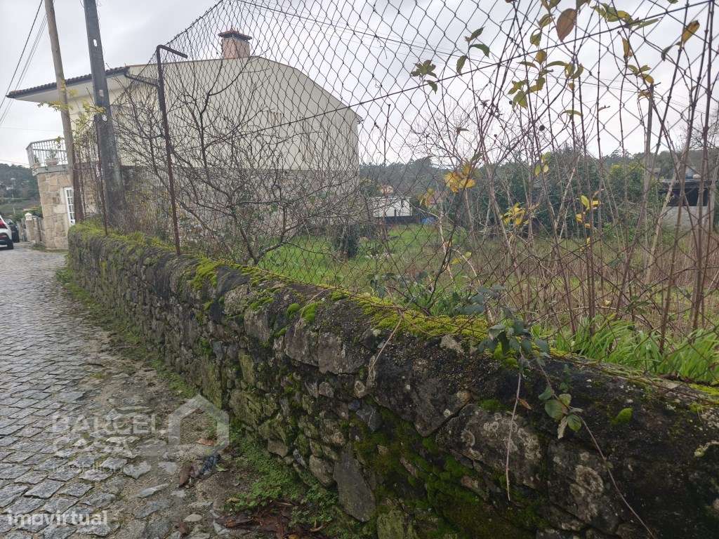 Lote de terreno em Rio Covo (Santa Eugénia) - Barcelos - Grande imagem: 4/5