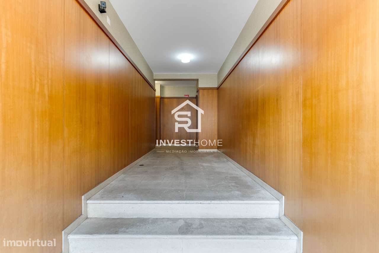 Apartamento T3 | Duplex | Metro a 50m | Equipado e Mobilado | Varandas - Grande imagem: 5/39