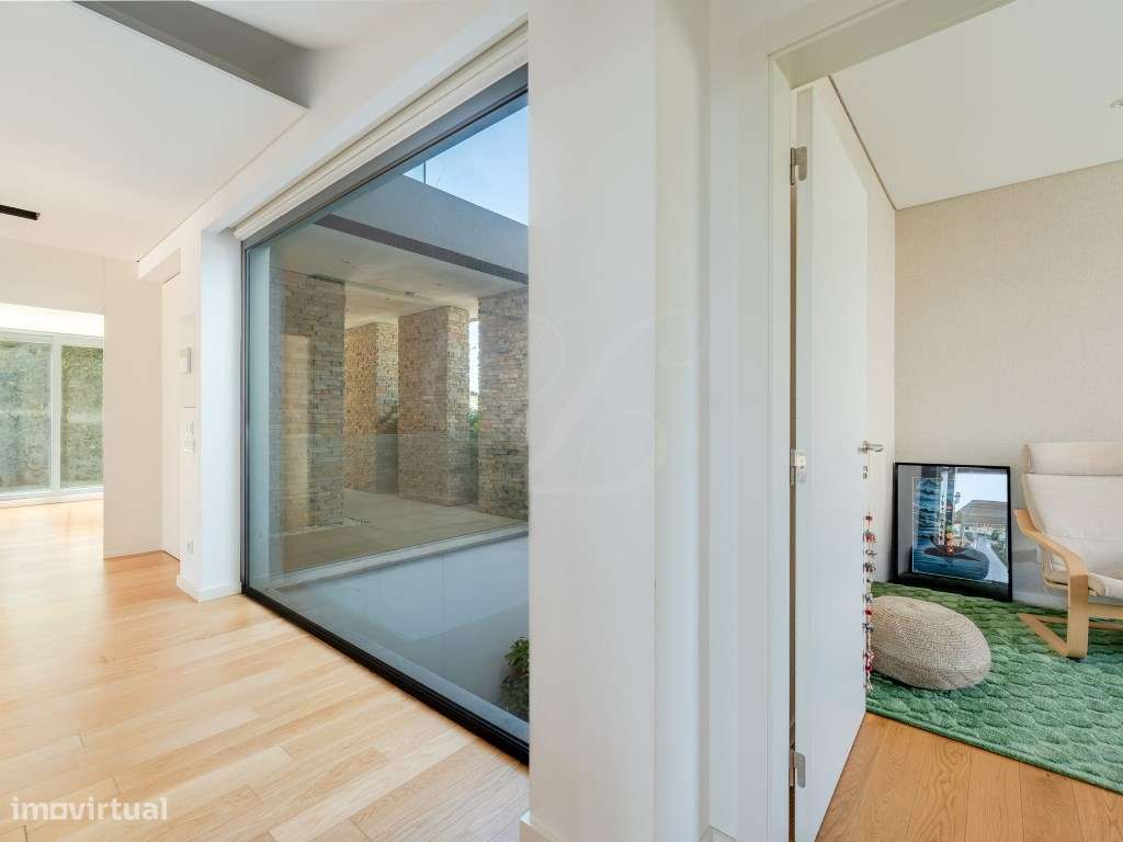 Moradia T8 c/Piscina | Queijas-18