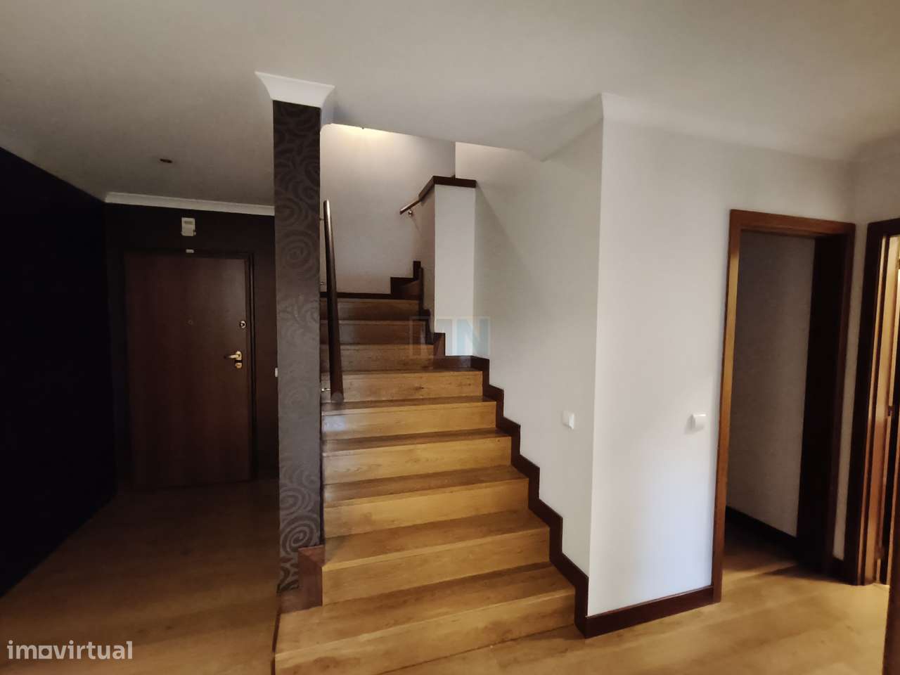 T5 Duplex com garagem e terraço em Coimbra-6