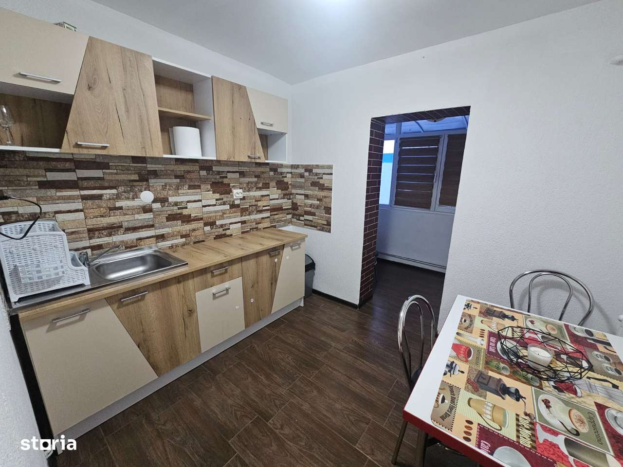 Apartament cu 3 camere de vânzare în Curtea de Argeș.-2