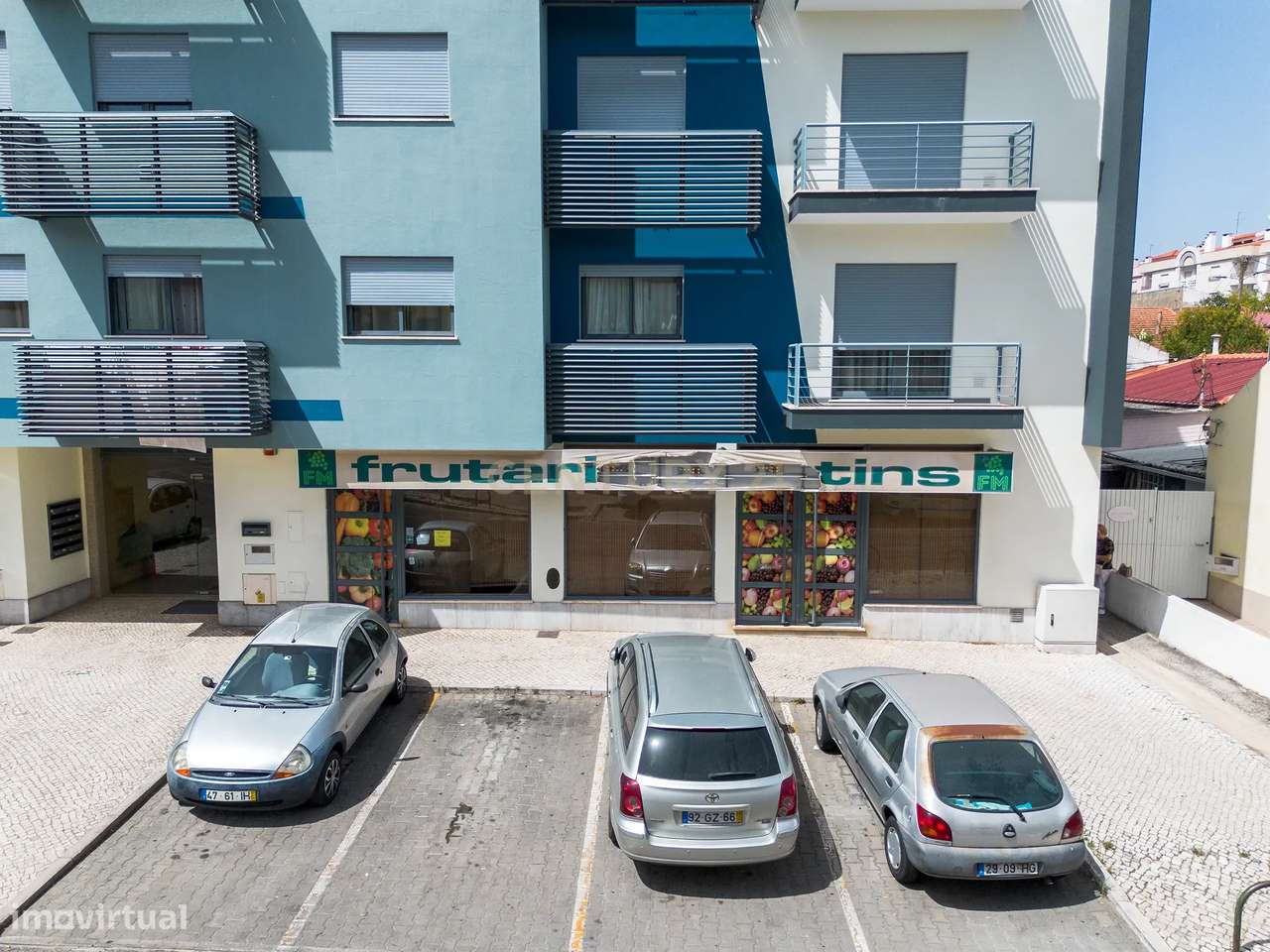 LOJA COM 250 M² E ESTACIONAMENTO PRIVATIVO | CORROIOS-32