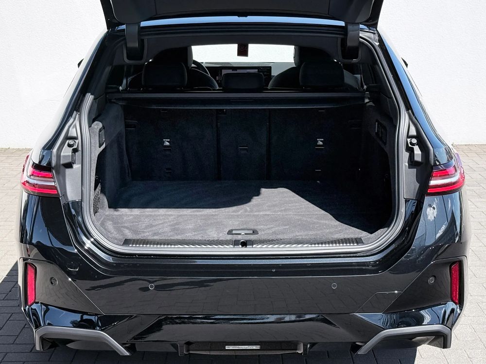 BMW Seria-5 520D Xdrive 2025 — zdjęcie 7