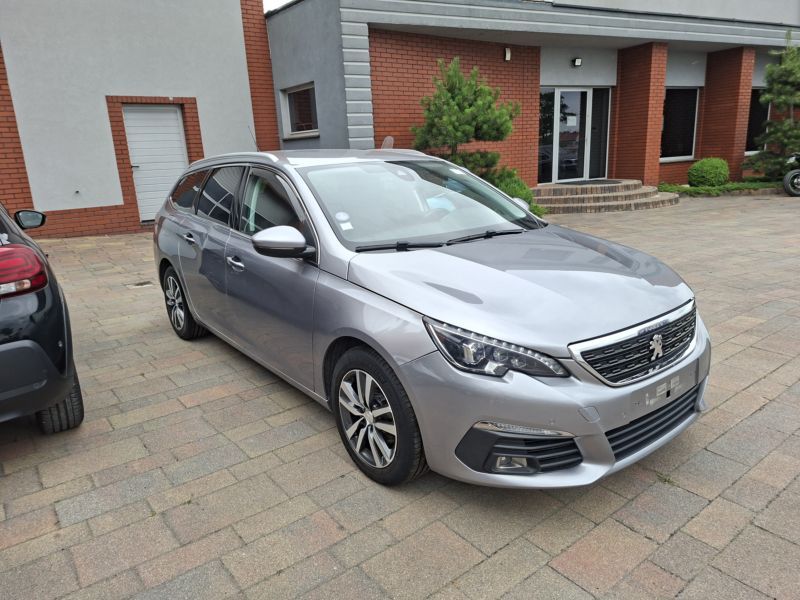 Peugeot 308 T9 (2014-2021) PureTech 130 GPF EAT8 Stop & Start Allure Business-Paket 2019