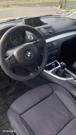 BMW Seria 1 120d - 16