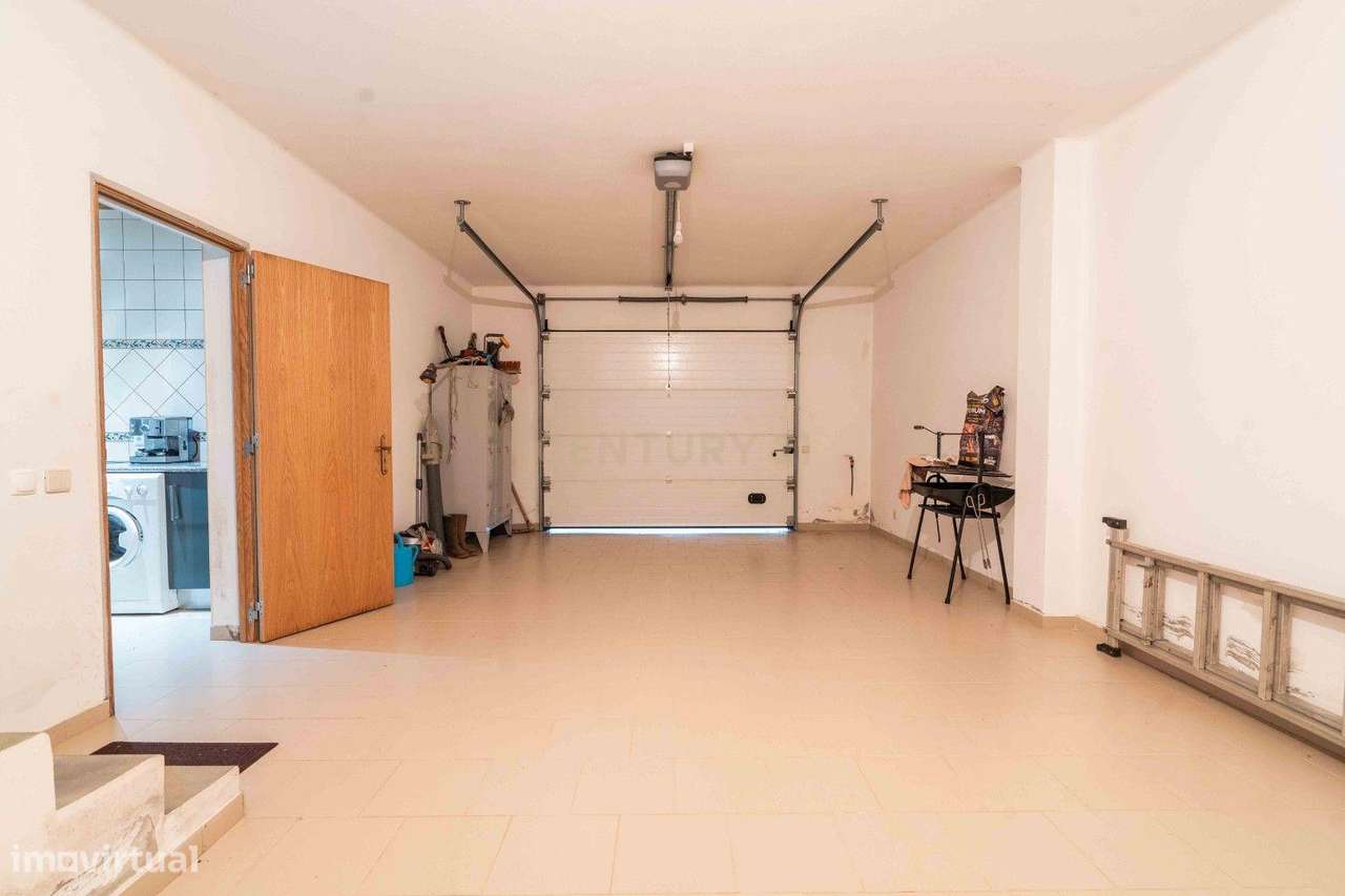 Vende-se Moradia T4 na Póvoa da Abraveia – Vila Nova de Poiares-24