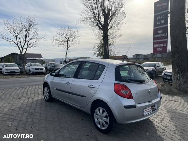 Renault Clio 1.5 dCi Dynamique - 4