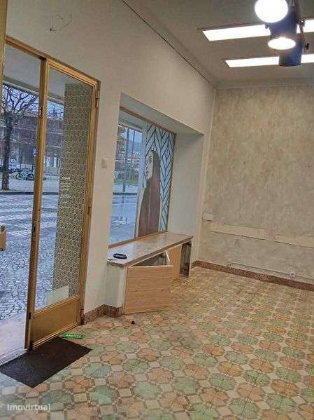 Arrenda-se local comercial - Grande imagem: 4/7