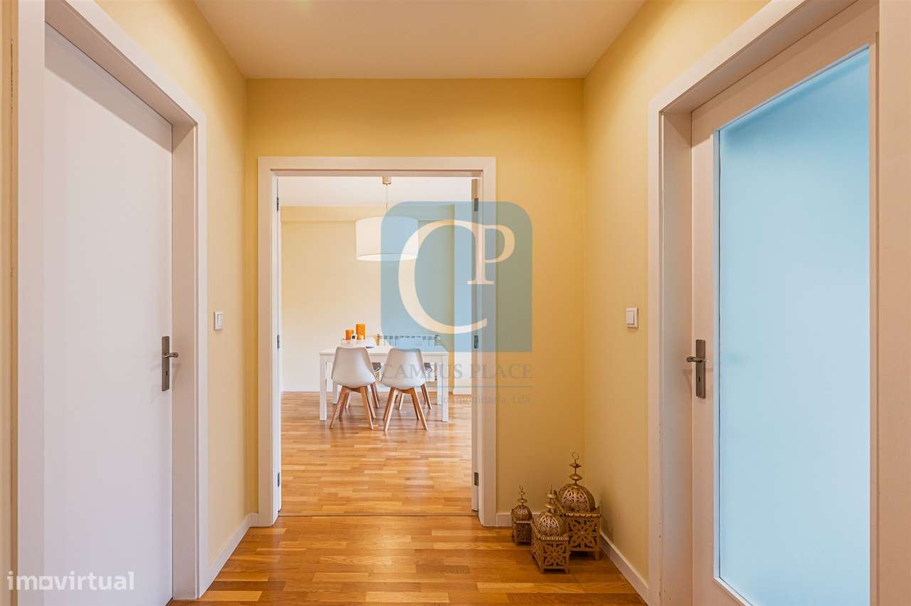 Apartamento T2 com lugar de garagem de arrumos nos Caulinos-4