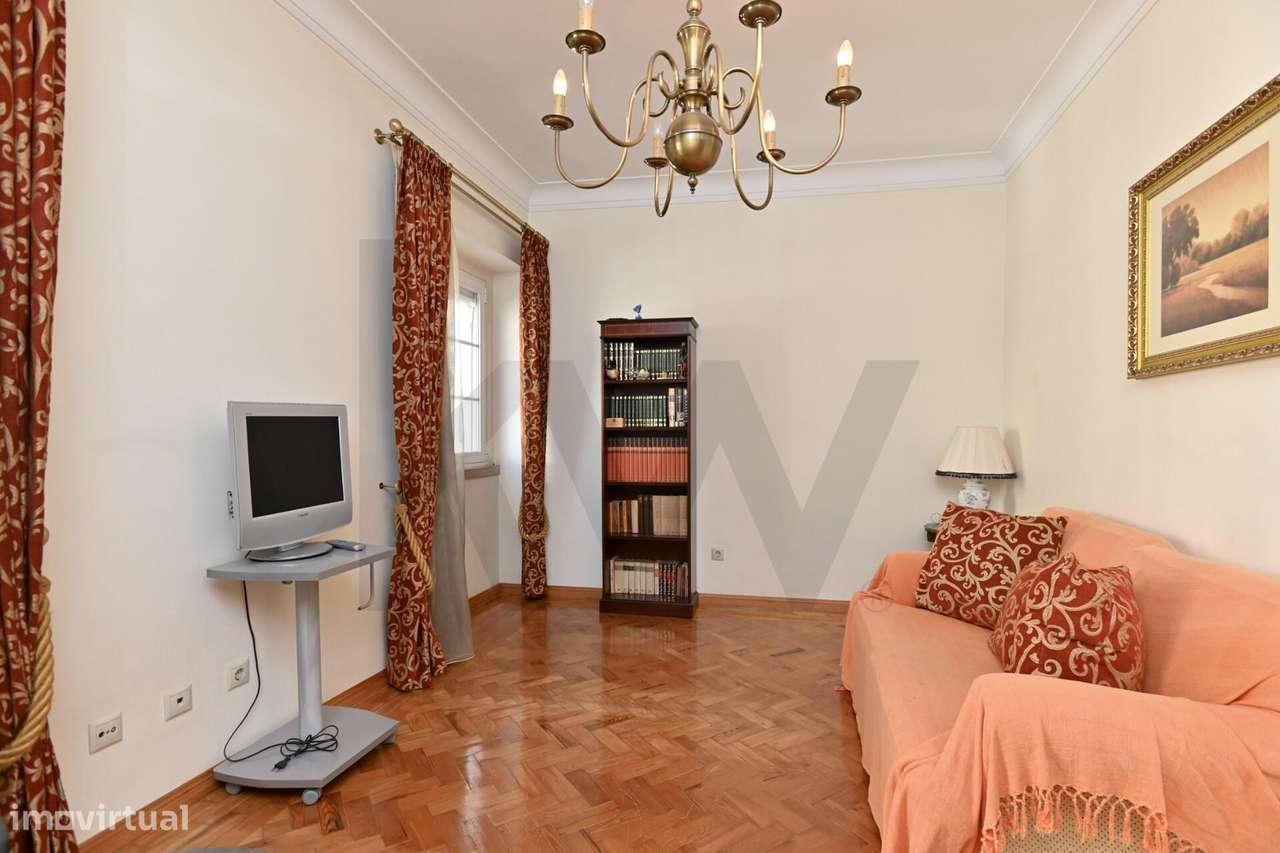 Apartamento T2 no coração de Benfica – Ideal para habitação própria ou - Grande imagem: 4/21