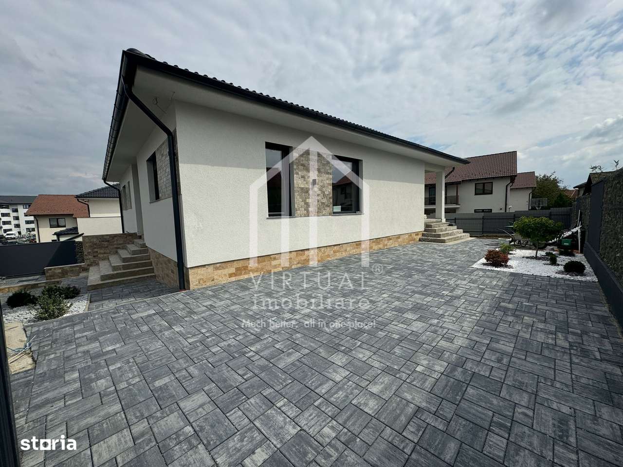 Casa individuala superba in Selimbar- 4 camere, 2 bai, garaj, terasa - Imagine principală: 4/7