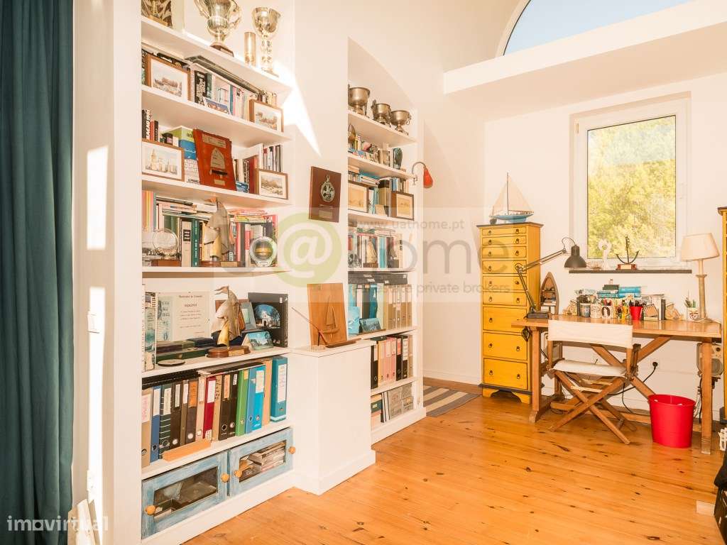 Moradia com piscina e vista mar na Charneca/Cascais-9