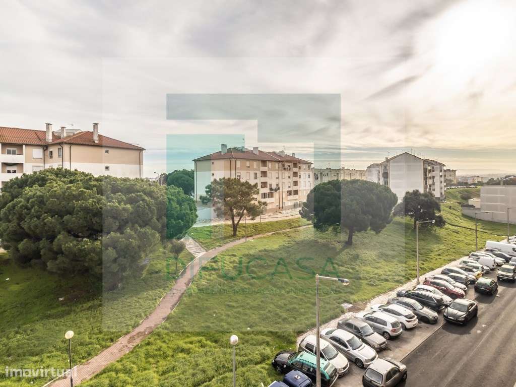 Apartamento T3 Central no Feijó-30