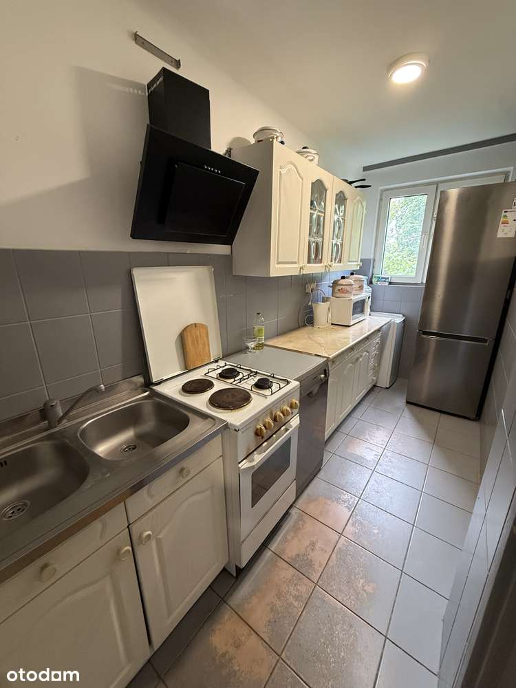 Mieszkanie 4 pokoje / 43 m2 Bałuty / 1700 pln lub 600 pln/os (agencja)