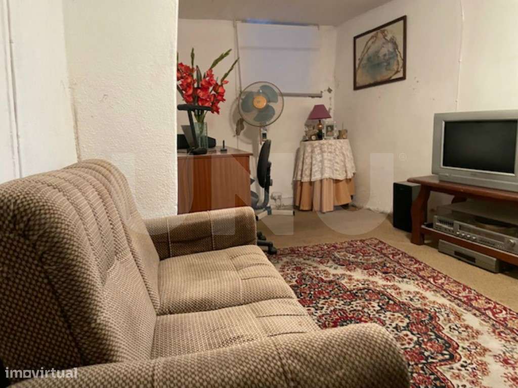 Edifício para Reabilitar na Judiaria da Covilhã - Localização Histó... - Grande imagem: 5/29