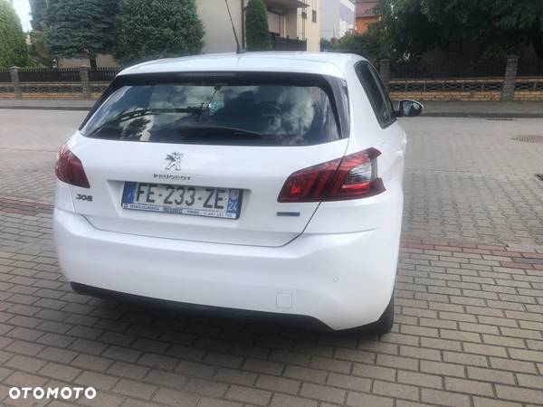 Peugeot 308 1.2 PureTech Active Pack S&S - 5