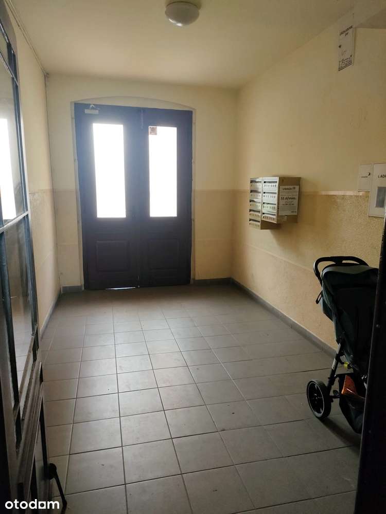 Mieszkanie 3 pokojowe po remoncie, Budynek po remoncie - Pełny obrazek: 4/19