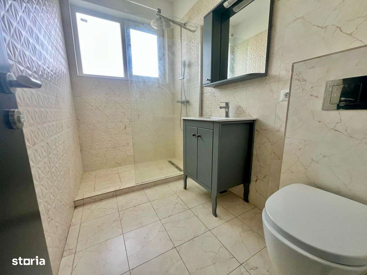 Casa individuala | P+Pod | 3 camere | Panouri solare-9