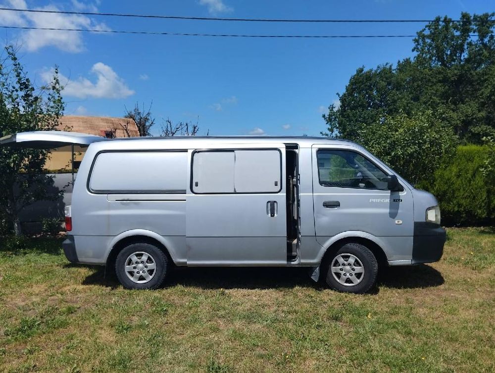 Kia Pregio 2004