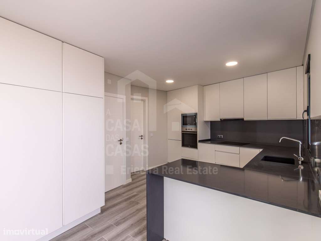 Vende Moradia T5 - Malveira 9km, A Casa das Casas-9