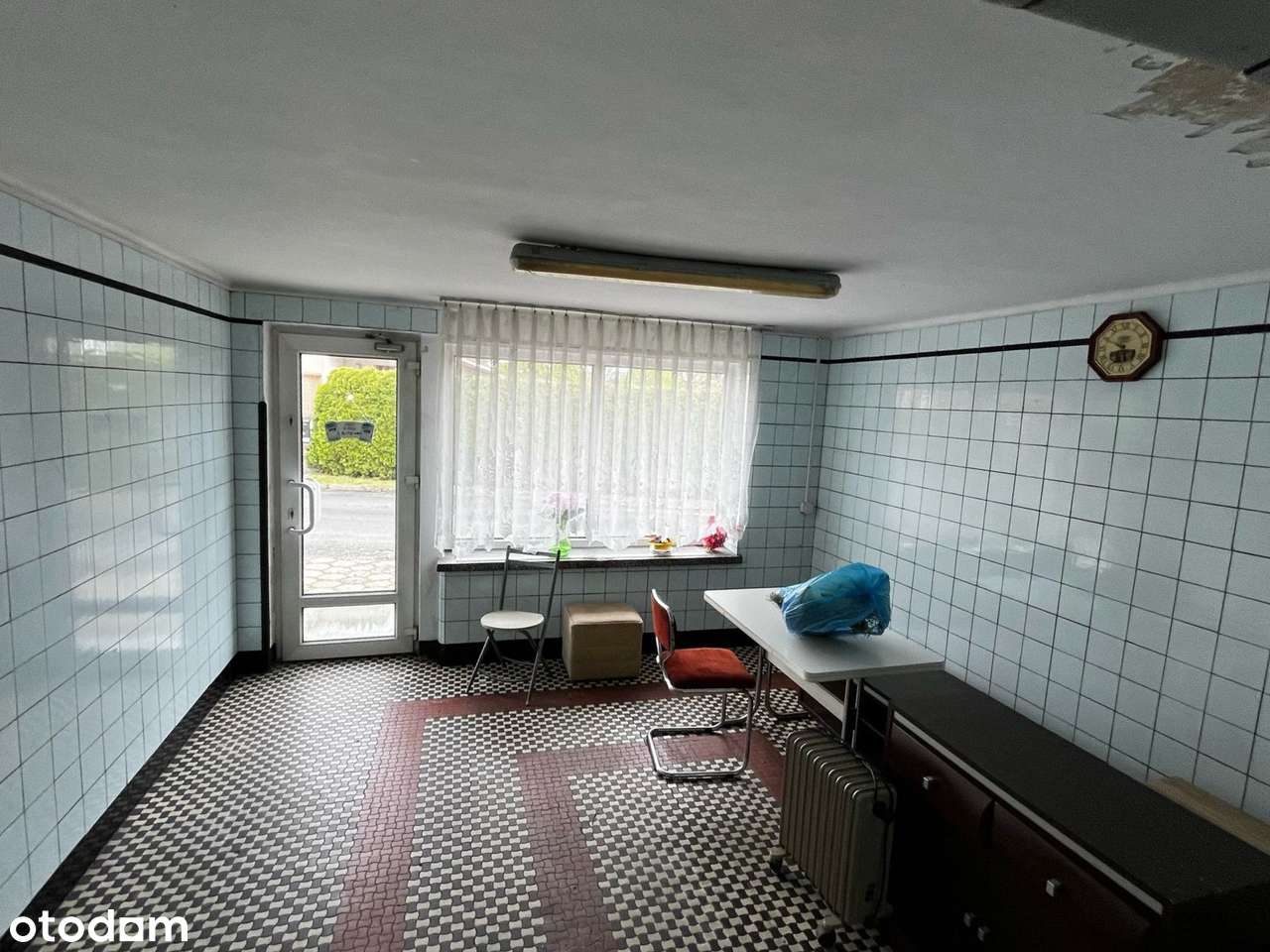 Atrakcyjny inwestycyjnie + powierzchnie handlowe!-19