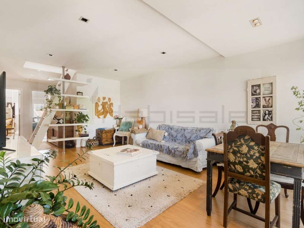 T2+1 Duplex totalmente remodelado no Junqueiro - Grande imagem: 5/20