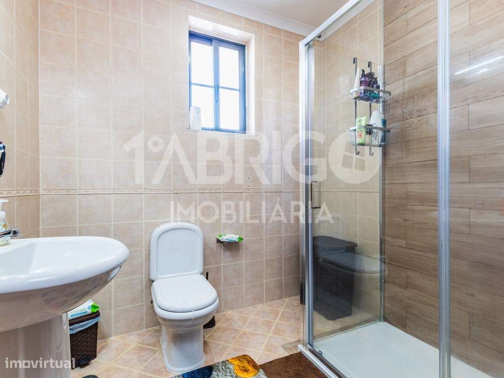 Moradia T3 Remodelada, Embra, Marinha Grande-28