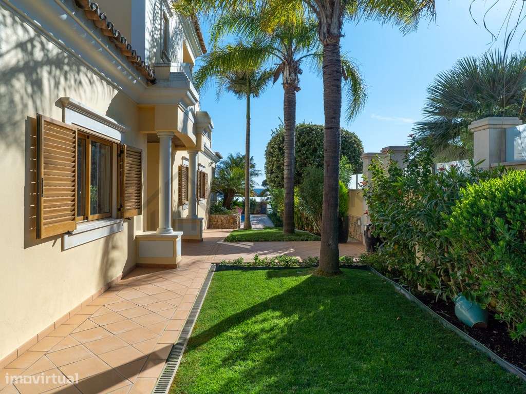 Moradia T5 contemporânea com Piscina e vista Mar na Galé em Albufeira-40