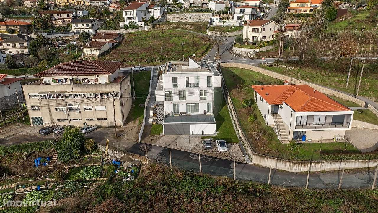 Apartamento T3 Duplex Novo | São Torcato, Guimarães-32