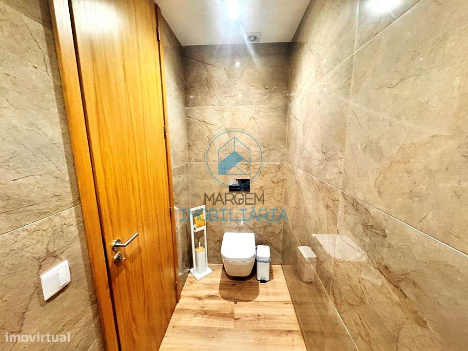 Moradia térrea individual – Painéis; AC; Lareira, Garagem-29