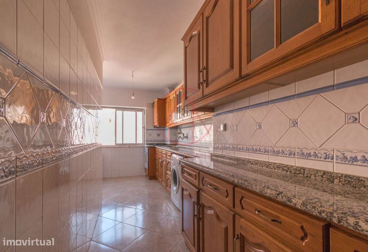 Apartamento T4 Algés com estacionamento - Grande imagem: 4/49