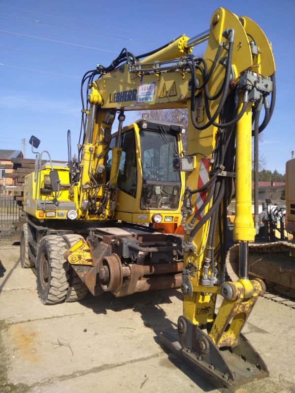 Liebherr A900c zw 2008
