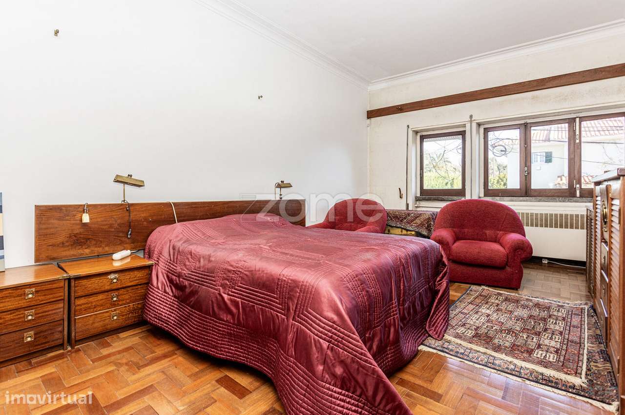 Moradia T5 a 3 minutos a pé da Praia de Carcavelos-17