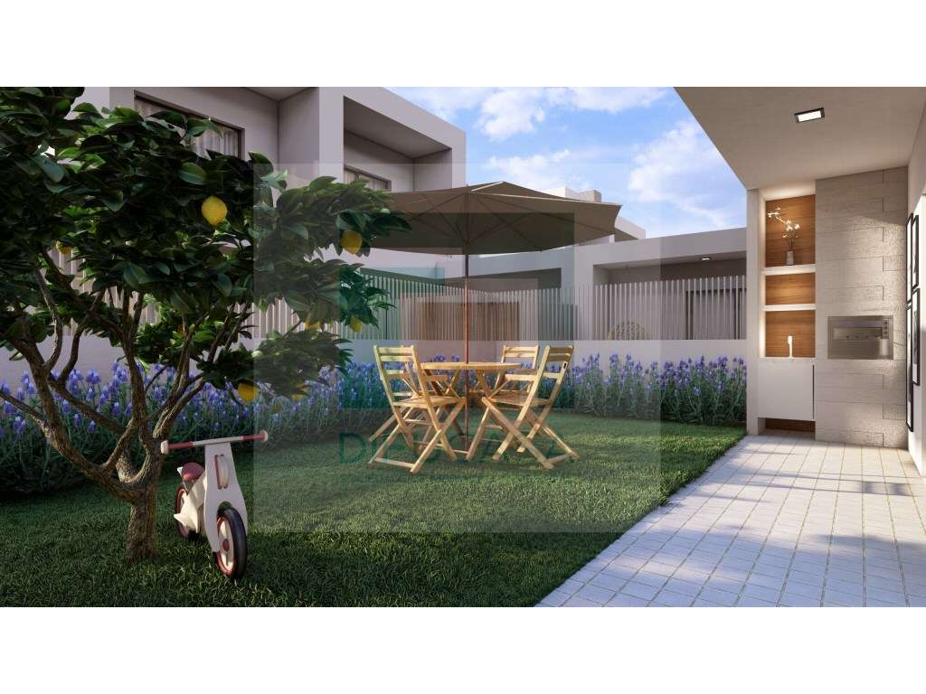 Moradia Geminada T3+1 com 2 Suítes-5