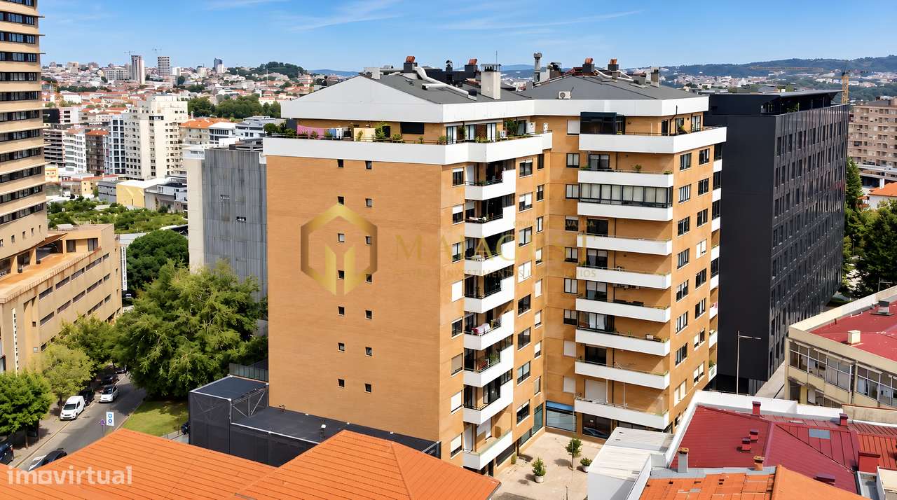 Apartamento T2+1 com Suite e Varanda no Centro de Gaia-34