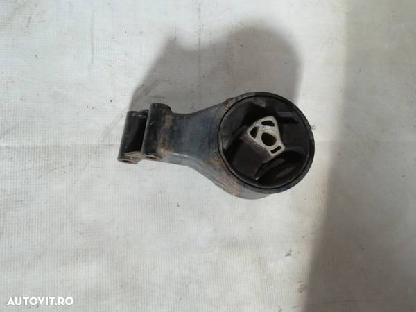 Suport tampon motor Opel Astra J 1.4 benzina An 2010-2015 cod 13248630 - 2