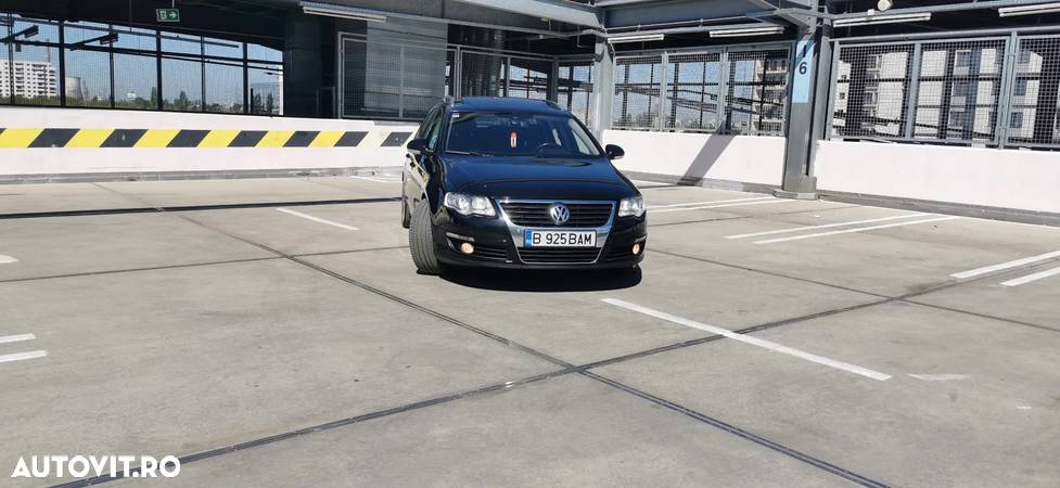 Volkswagen Passat Variant 2.0 TDI Sportline DPF DSG - 2