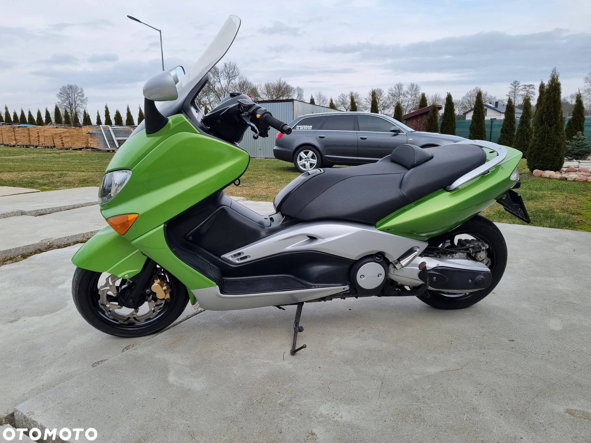 Yamaha Tmax - 8