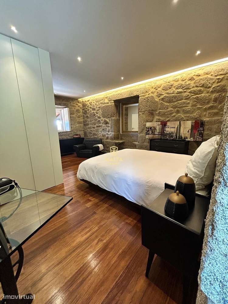 MORADIA EM PEDRA T2 – Charme Antigo com Conforto Moderno-22