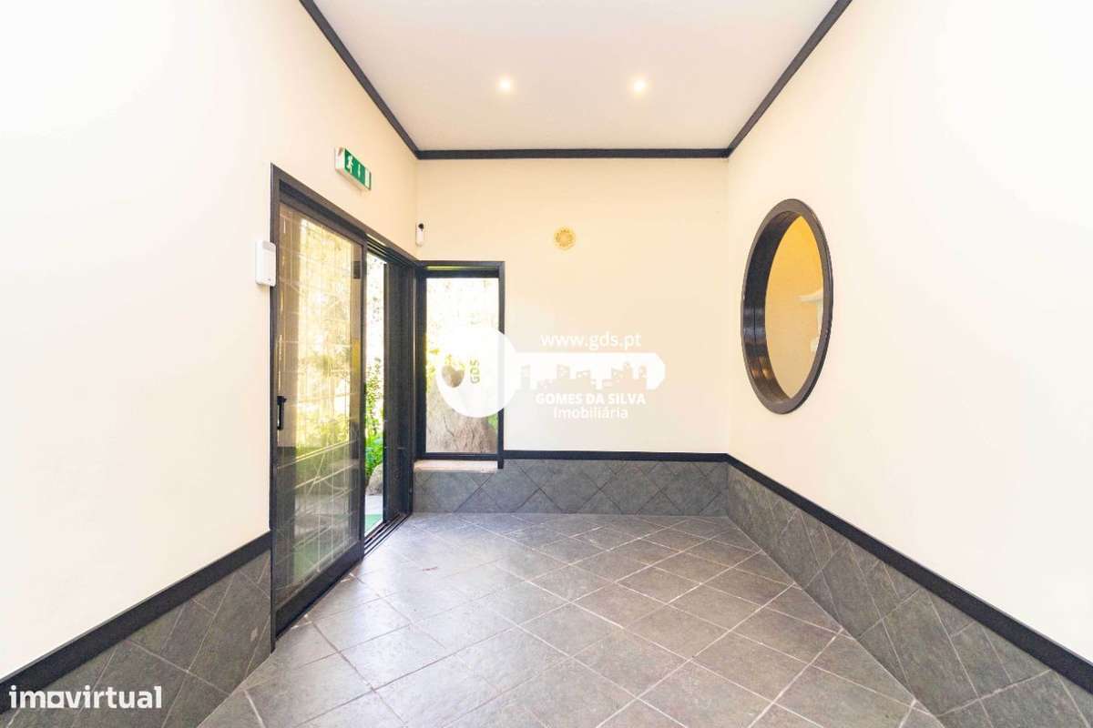 Oportunidade! Imóvel com 4.000m² para Negócio ou Habitação, - Grande imagem: 4/58